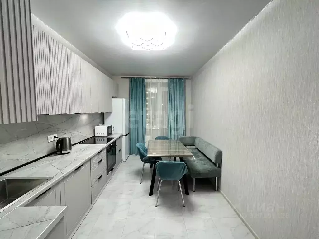 2-к кв. Санкт-Петербург пос. Шушары, ул. Окуловская, 13 (60.0 м) - Фото 1