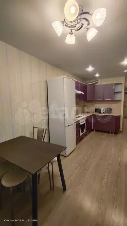 2-к. квартира, 70 м, 7/15 эт. - Фото 1
