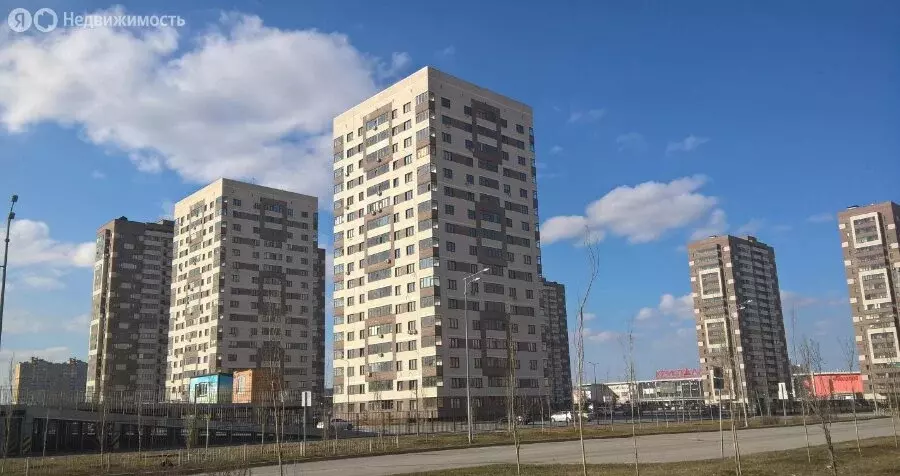 Квартира-студия: Тюмень, улица Раушана Абдуллина, 6 (35.5 м) - Фото 1