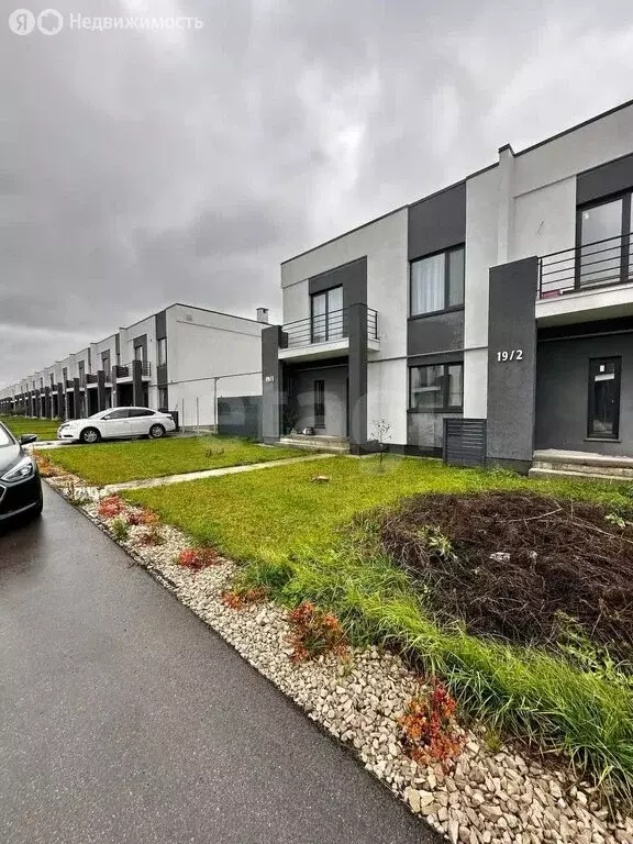 Дом в Подстепки, Литературная улица (180 м) - Фото 2