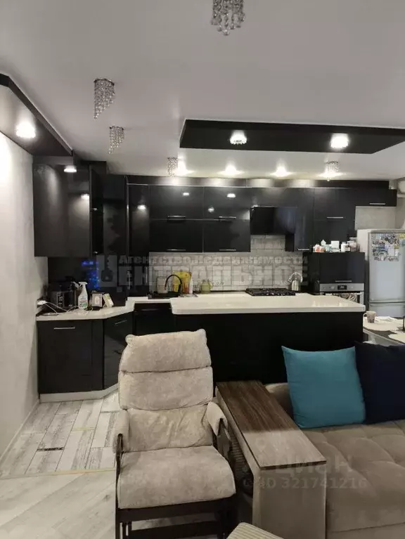 3-к кв. Смоленская область, Смоленск Колхозный пер., 15Г (102.4 м) - Фото 1