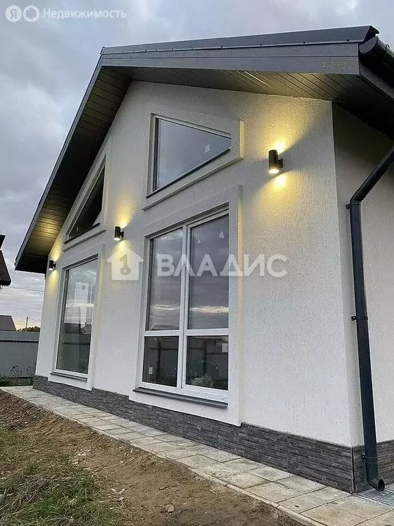 Дом в городской посёлок Тайцы, Балтийская улица (100 м) - Фото 2