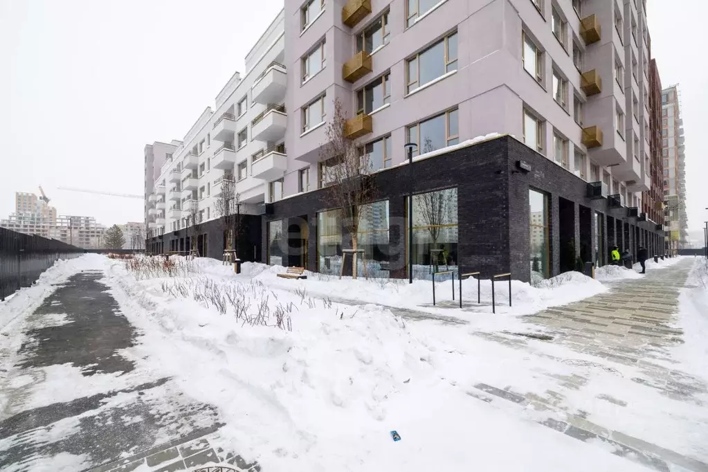 Помещение свободного назначения в Тюменская область, Тюмень ул. Павла ... - Фото 1