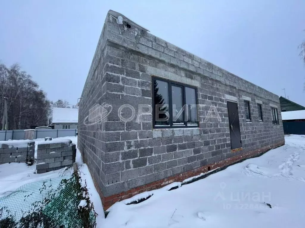 Дом в Тюменская область, Тюменский муниципальный округ, Богандинский ... - Фото 1