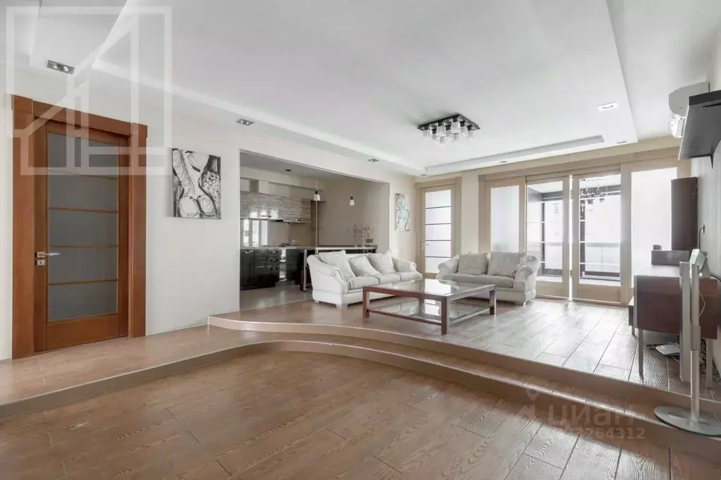 5-к кв. Москва Композиторская ул., 17 (175.0 м) - Фото 1