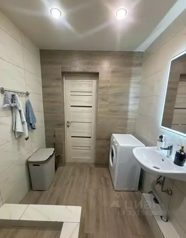 3-к кв. Иркутская область, Иркутск ул. Освобождения, 134 (63.0 м) - Фото 1
