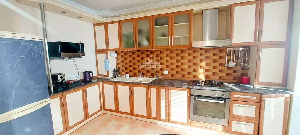 3-к кв. Крым, Керчь ул. Свердлова, 39 (71.0 м) - Фото 0