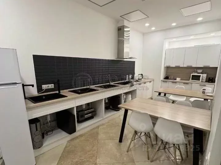 Офис в Московская область, Химки ул. Кирова, 10к1 (202 м) - Фото 0