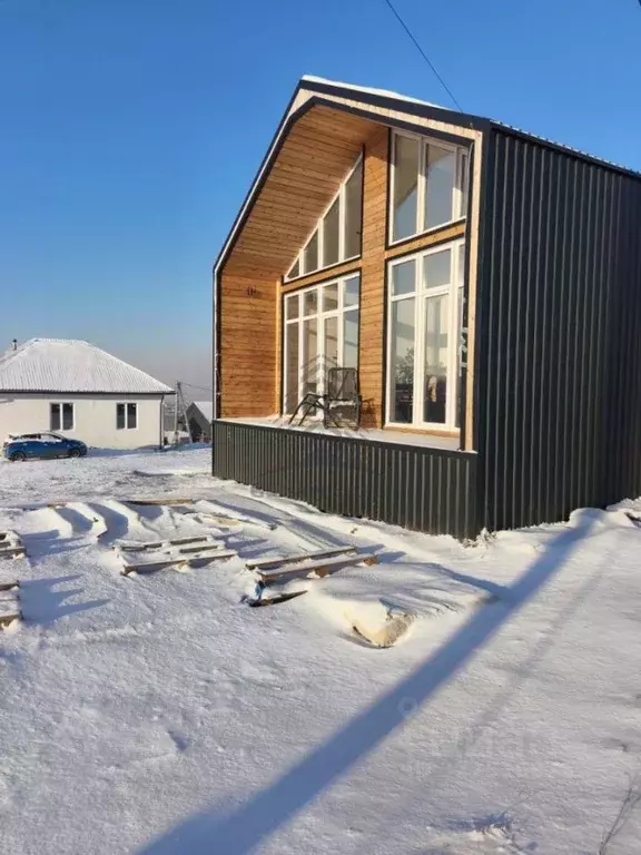 Дом в Красноярский край, Сосновоборский муниципальный округ, с. ... - Фото 2