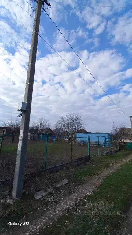 Участок в Саратовская область, Энгельсский район, Красноярское ... - Фото 1