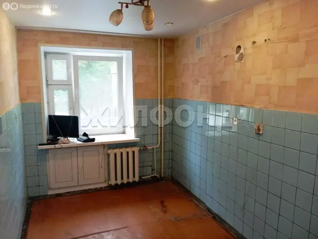 3-комнатная квартира: Томск, Енисейская улица, 8 (62.8 м) - Фото 1