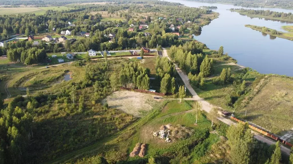 Участок в Тверская область, Кимрский муниципальный округ, д. Михеево  ... - Фото 0