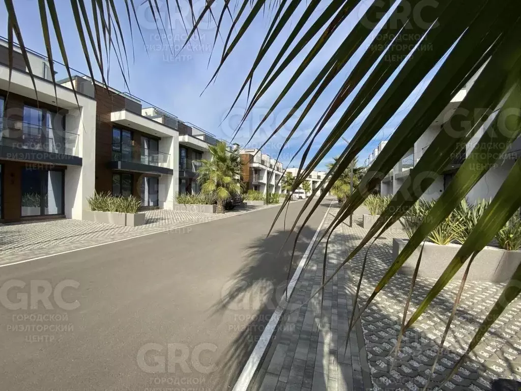 Дом в Краснодарский край, Сочи городской округ, с. Орел-Изумруд ул. ... - Фото 1