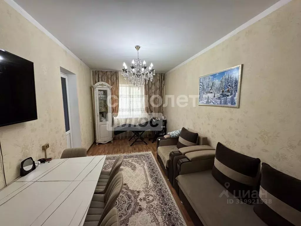 2-к кв. Астраханская область, Астрахань Зеленая ул., 1к4 (68.3 м) - Фото 0