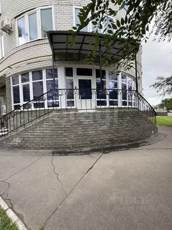 Помещение свободного назначения в Омская область, Омск ул. 70 лет ... - Фото 1