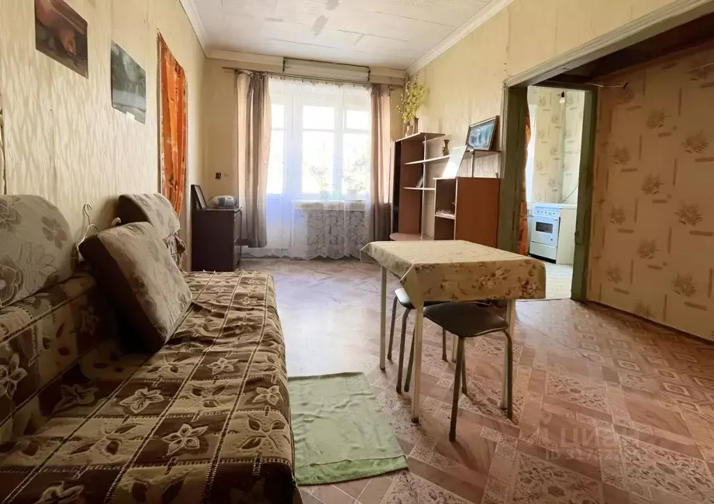 2-к кв. Челябинская область, Еманжелинск ул. Ленина, 33 (42.9 м) - Фото 1