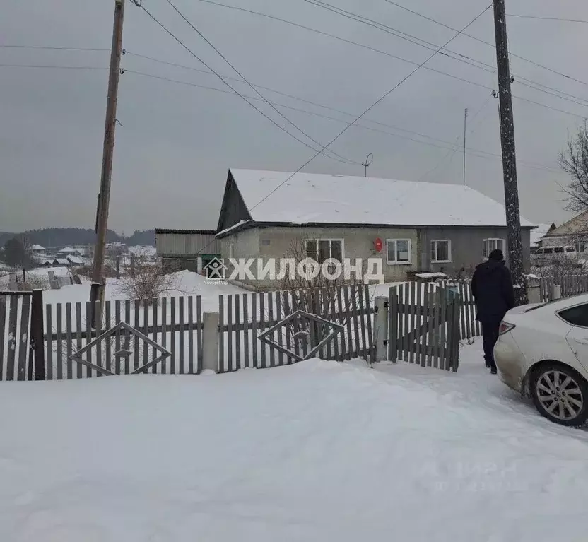 Дом в Кемеровская область, Яшкинский муниципальный округ, с. ... - Фото 1