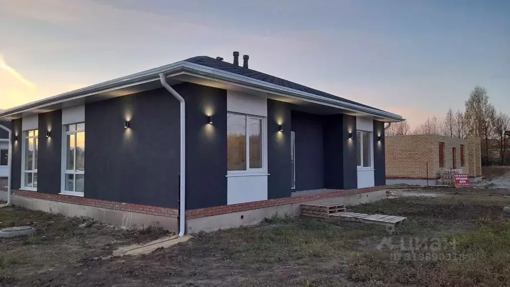 Коттедж в Татарстан, Лаишевский район, Егорьевское с/пос, д. Кзыл-Иль ... - Фото 1