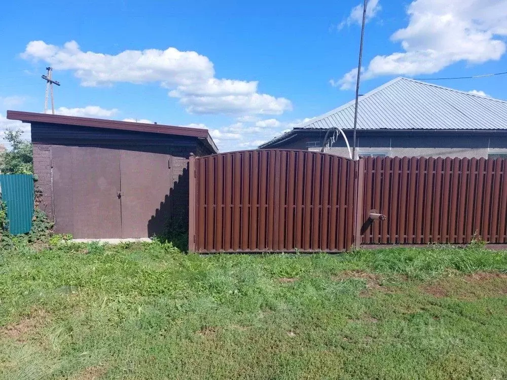 Дом в Омская область, Омский район, пос. Новоомский Набережная ул. (74 ... - Фото 2