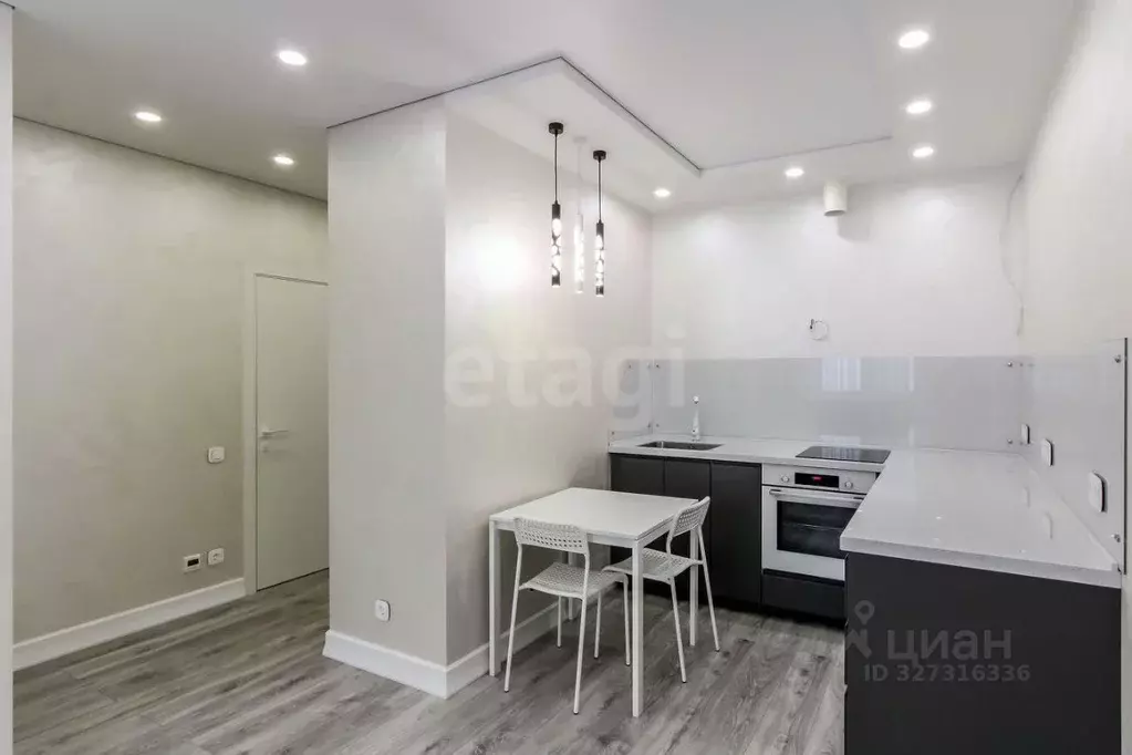 1-к кв. Тюменская область, Тюмень ул. Газовиков, 73к4 (37.0 м) - Фото 1