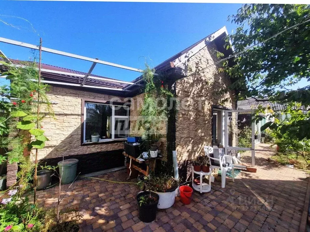 Дом в Краснодарский край, Приморско-Ахтарск ул. Горшковой, 15 (70 м) - Фото 1