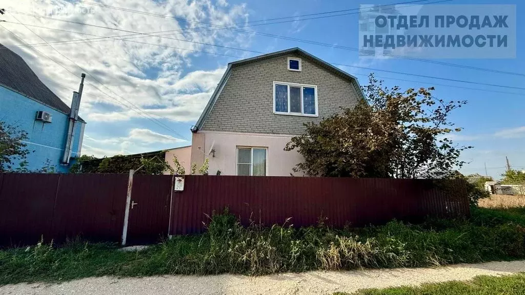 Дом в Крымск, улица Володарского (120 м) - Фото 0