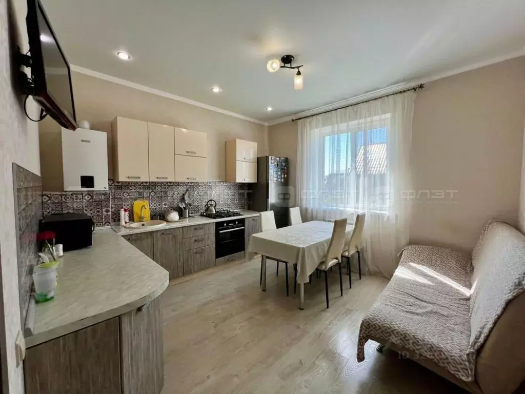 Дом в Татарстан, Лаишевский район, Большекабанское с/пос, с. Малые ... - Фото 2