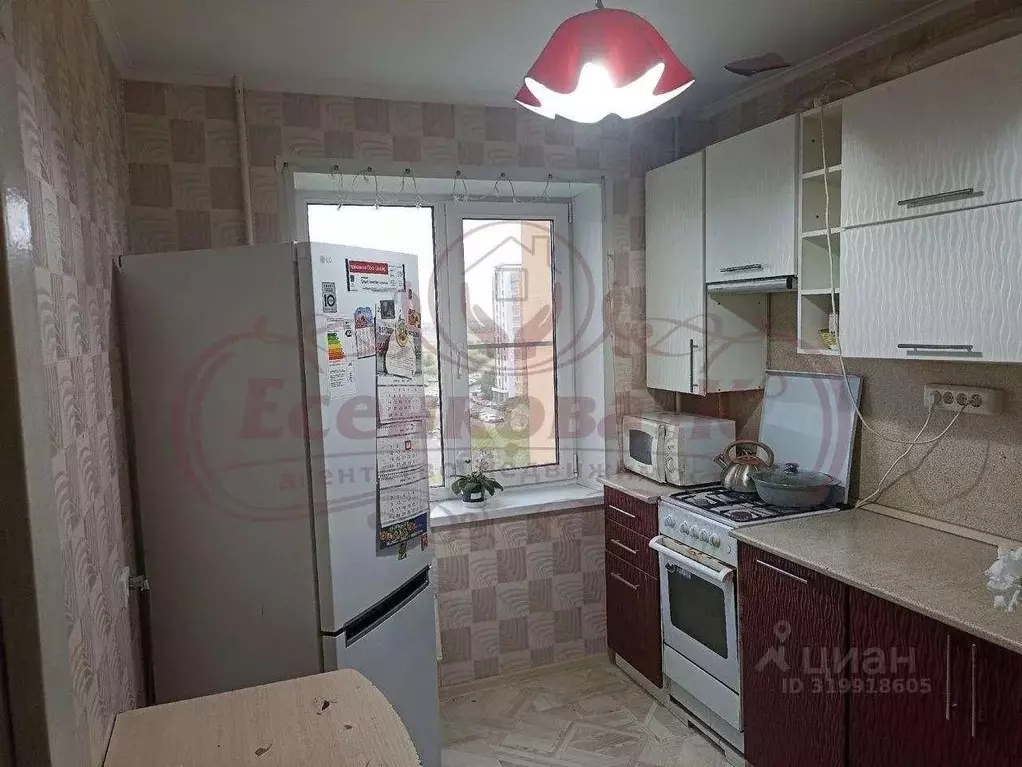 3-к кв. Курганская область, Курган Заозерный жилрайон, 6-й мкр, 1 ... - Фото 1