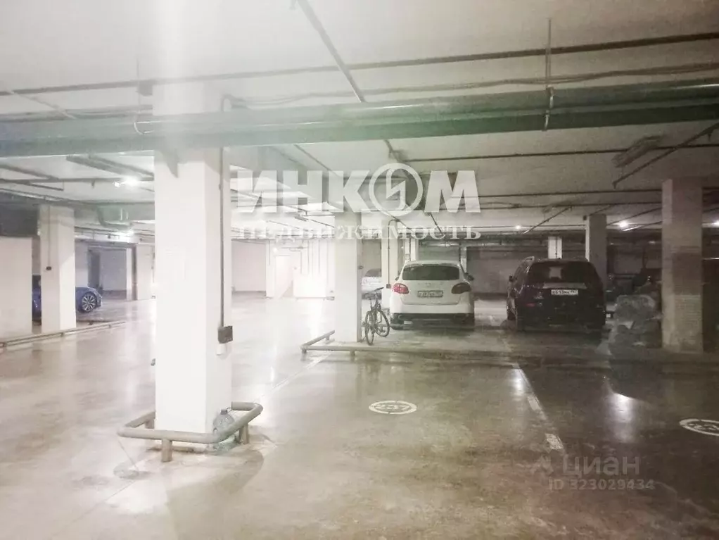 Гараж в Москва ул. Крылатские Холмы, 33К3 (18 м) - Фото 2