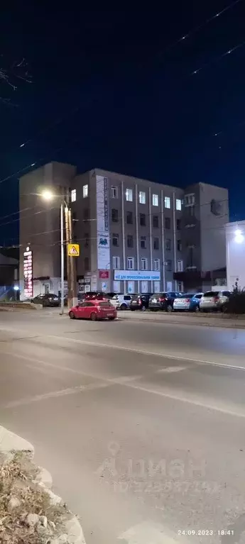 Офис в Кировская область, Киров ул. Ивана Попова, 1А (360 м) - Фото 1