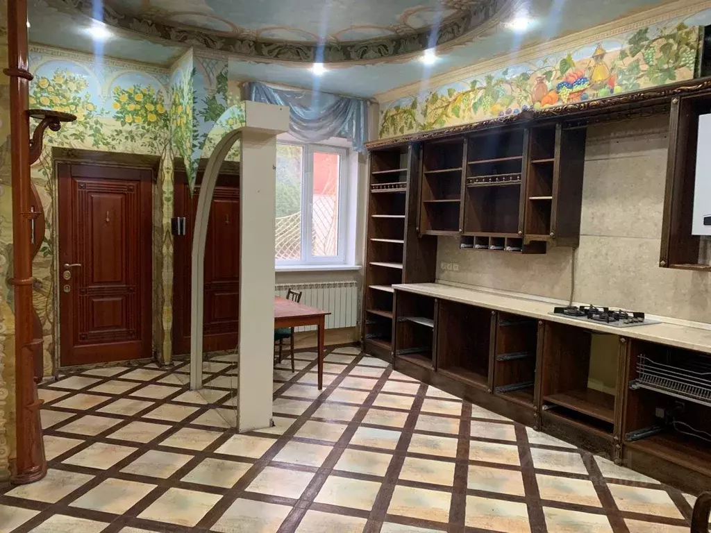 Таунхаус в Ростовская область, Батайск Рабочая ул., 82 (213 м) - Фото 1