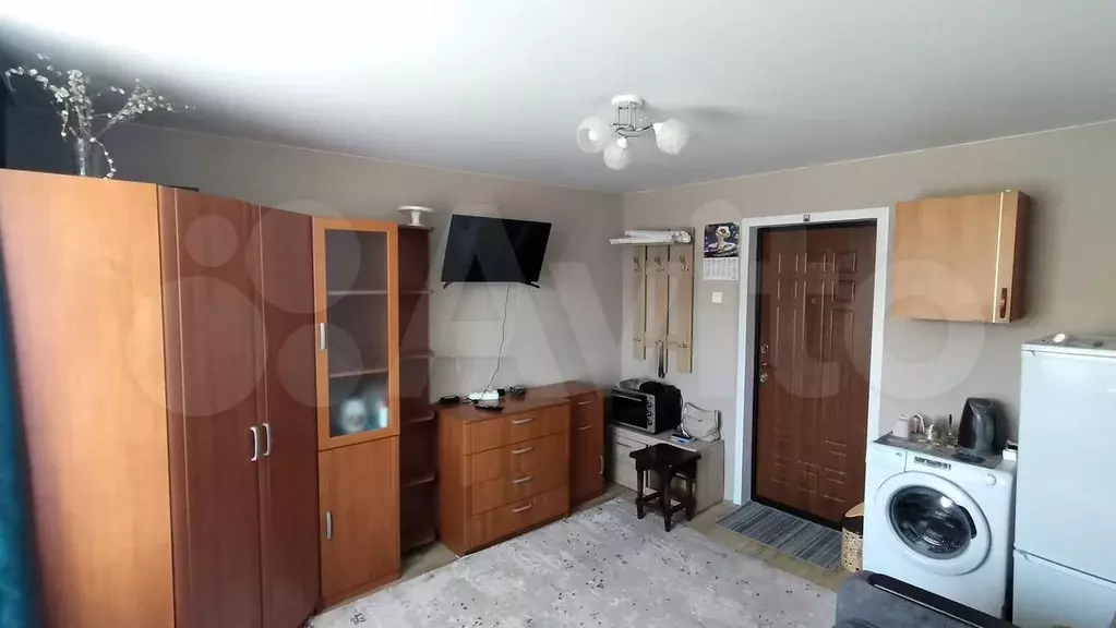 Комната 13,5 м в 8-к., 4/9 эт. - Фото 1
