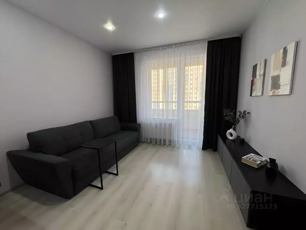 Студия Санкт-Петербург ул. Верхне-Каменская, 5 (24.5 м) - Фото 1