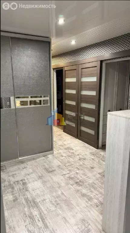 3-комнатная квартира: Тула, улица Калинина, 77Б (74.6 м) - Фото 1