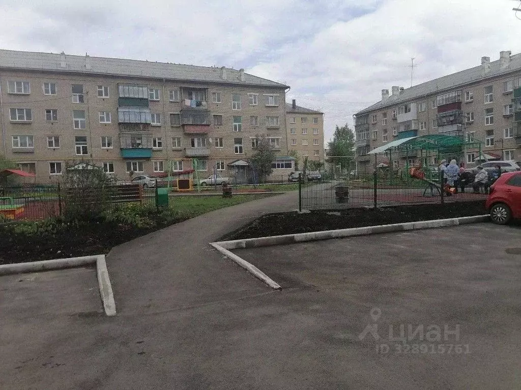 2-к кв. Башкортостан, Учалы ул. Муртазина, 18 (41.8 м) - Фото 1