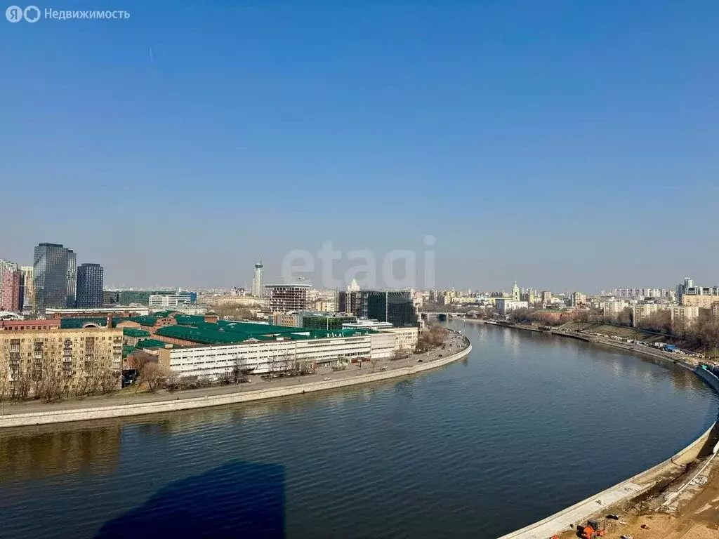 2-комнатная квартира: Москва, улица Виктора Маслова, 2 (72.49 м) - Фото 1