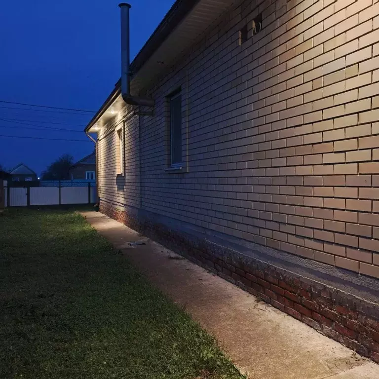 Дом в Краснодарский край, Щербиновский район, Старощербиновская ст-ца ... - Фото 2