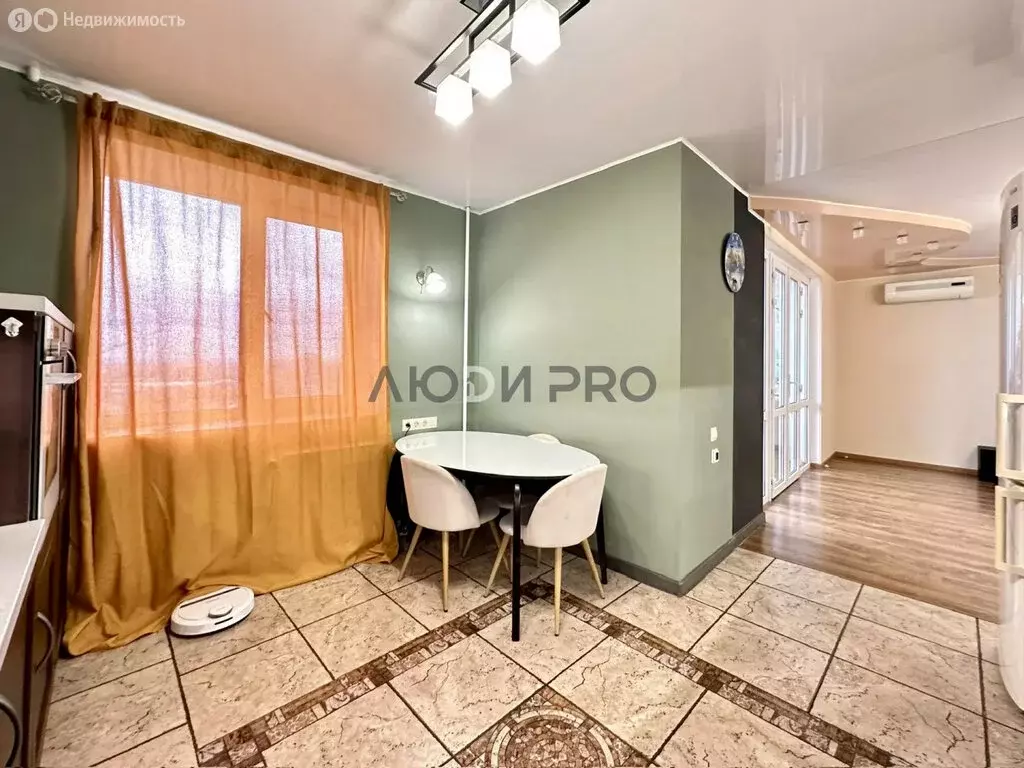 3-комнатная квартира: Уфа, улица Чернышевского, 7 (91.4 м) - Фото 2