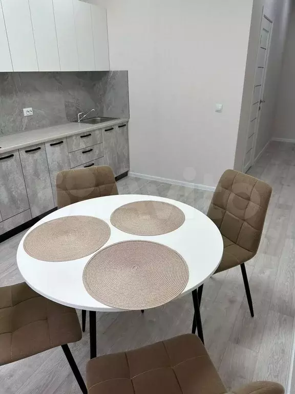 1-к. квартира, 50 м, 5/9 эт. - Фото 1