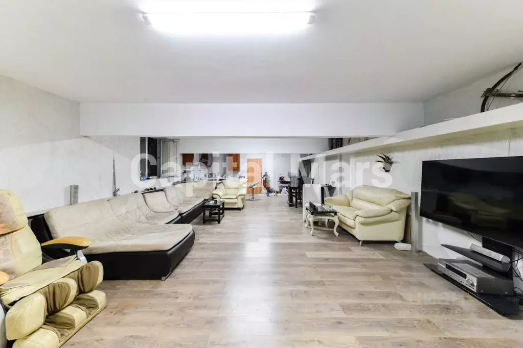 3-к кв. Москва Амурская ул., 21К1 (200.0 м) - Фото 1