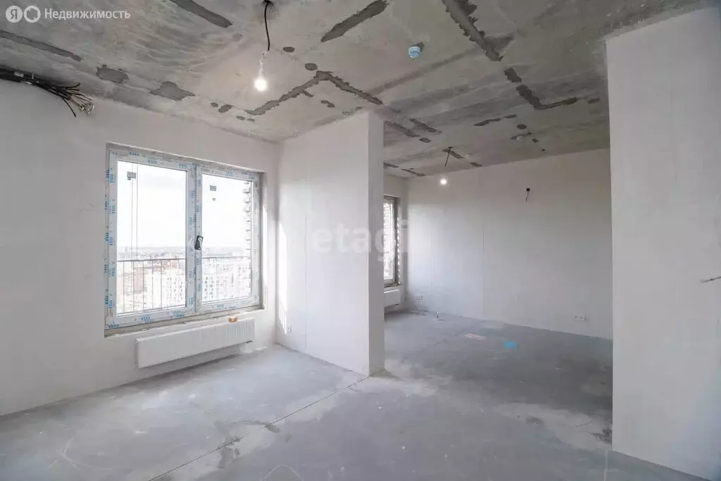 3-комнатная квартира: Тюмень, улица Николая Машарова, 4 (105.1 м) - Фото 1