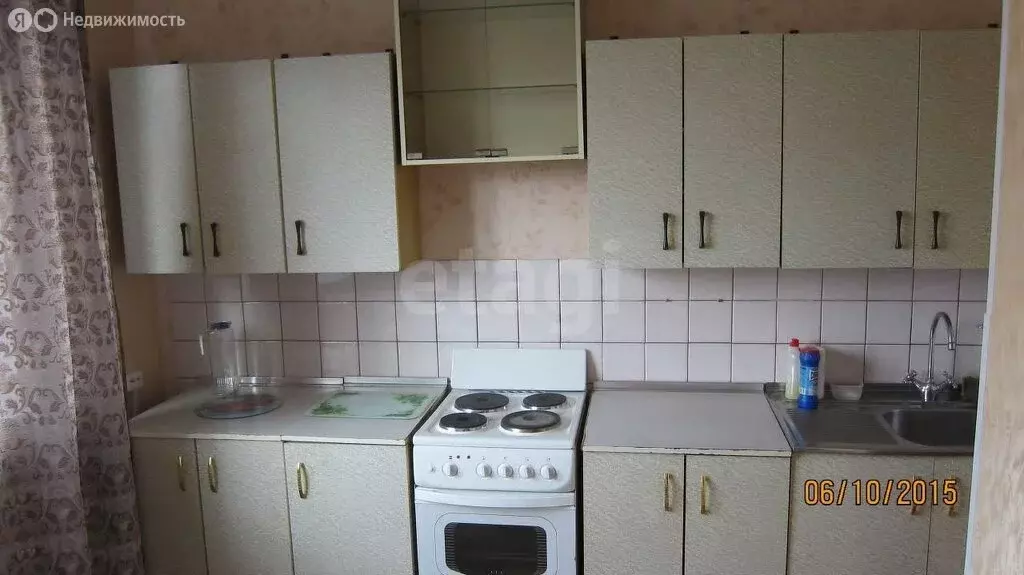 3-комнатная квартира: Москва, улица Миклухо-Маклая, 38 (78 м) - Фото 0