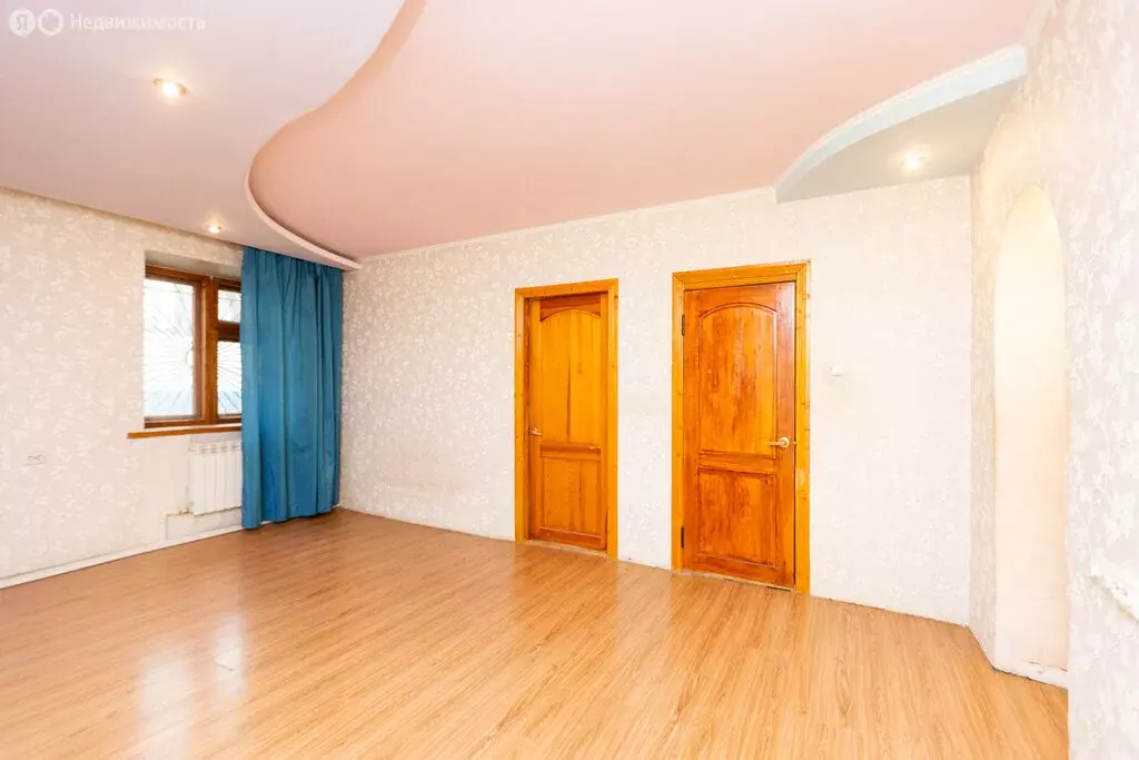 3-комнатная квартира: Оренбург, микрорайон Красный Городок, Сибирский ... - Фото 2