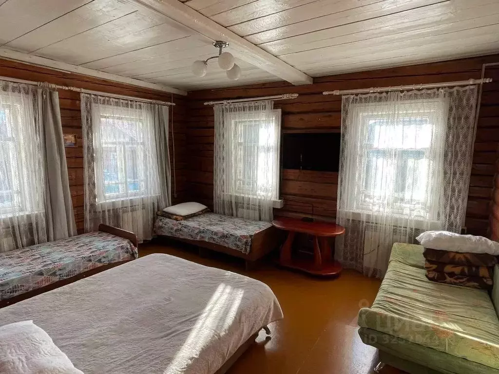 Дом в Иркутская область, Иркутский муниципальный округ, Листвянка рп ... - Фото 1