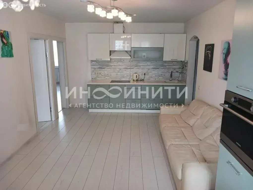 3-комнатная квартира: Москва, проспект Защитников Москвы, 8 (73.6 м) - Фото 1