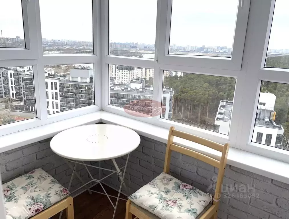 2-к кв. Тюменская область, Тюмень ул. Парада Победы, 9 (49.1 м) - Фото 1