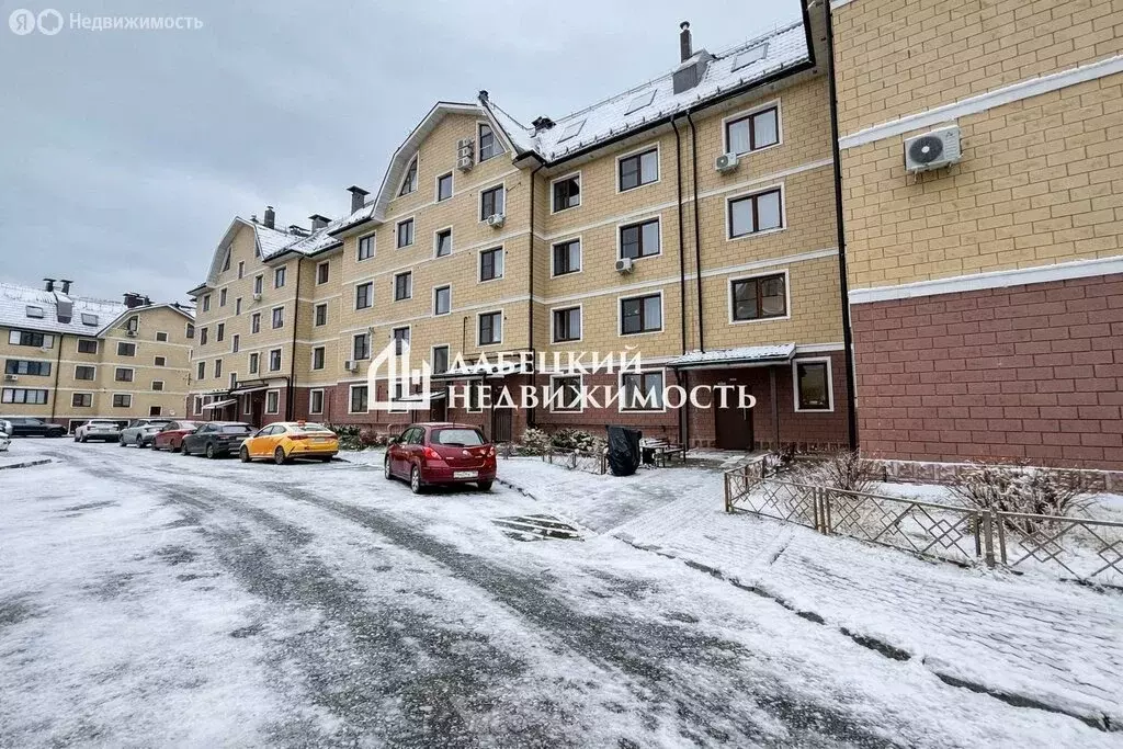 3-комнатная квартира: село Озерецкое, бульвар Радости, 28 (81.4 м) - Фото 1