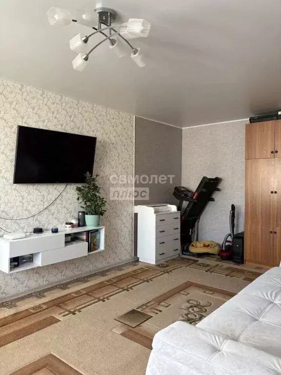 1-к кв. Тюменская область, Тюмень Народная ул., 4к3 (42.5 м) - Фото 1