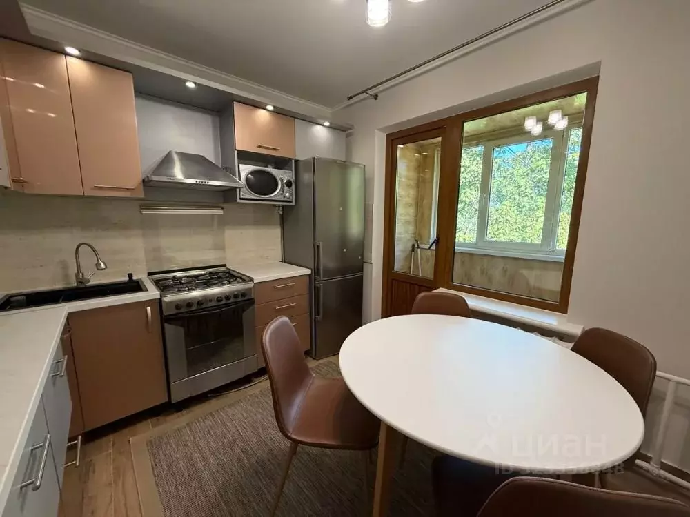 2-к кв. Ростовская область, Ростов-на-Дону Криворожская ул., 61 (47.0 ... - Фото 1