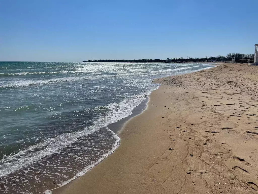 Коттедж в Крым, Евпатория городской округ, Заозерное пгт ул. Аллея ... - Фото 1